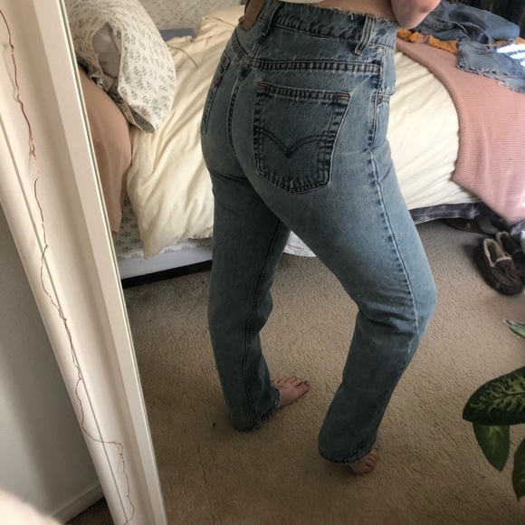 Vintage Levi Jeans - Picture 5 of 6